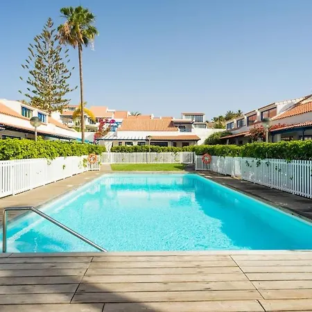Fabulous , Wifi, Swimming Pool And 度假居 *