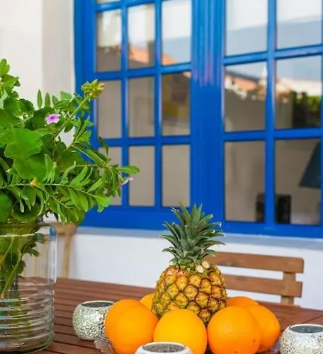 Fabulous , Wifi, Swimming Pool And Semesterbostad