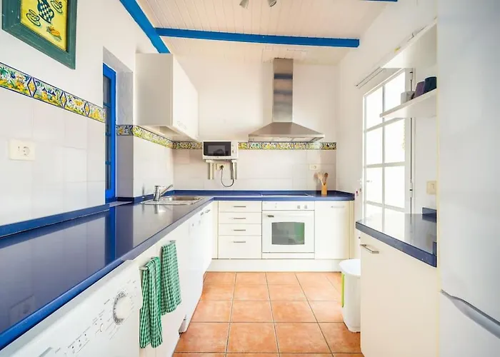 Fabulous , Wifi, Swimming Pool And Pasito Blanco