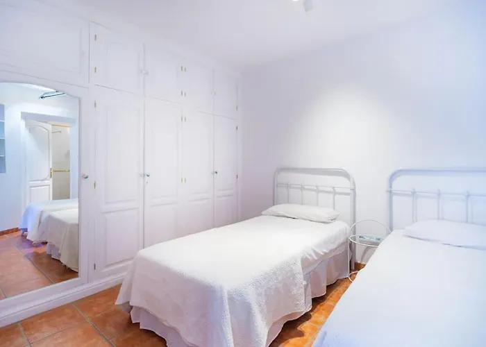 Fabulous , Wifi, Swimming Pool And Pasito Blanco