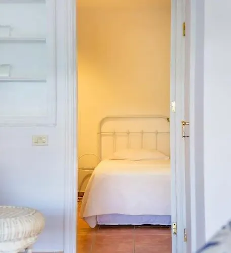 Semesterbostad Fabulous , Wifi, Swimming Pool And