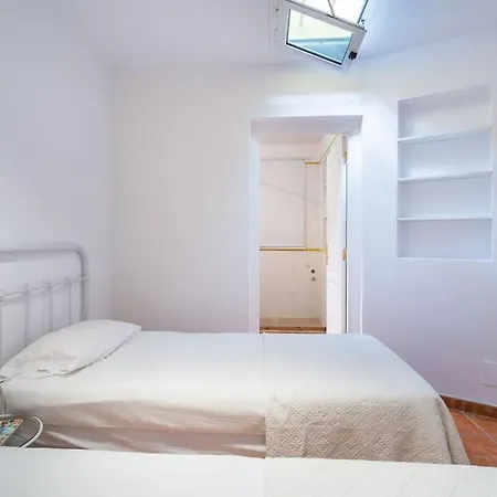 Fabulous , Wifi, Swimming Pool And Ferienhaus
