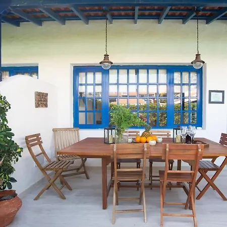 Fabulous , Wifi, Swimming Pool And Ferienhaus