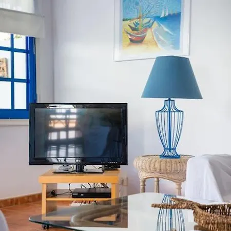 Fabulous , Wifi, Swimming Pool And Ferienhaus